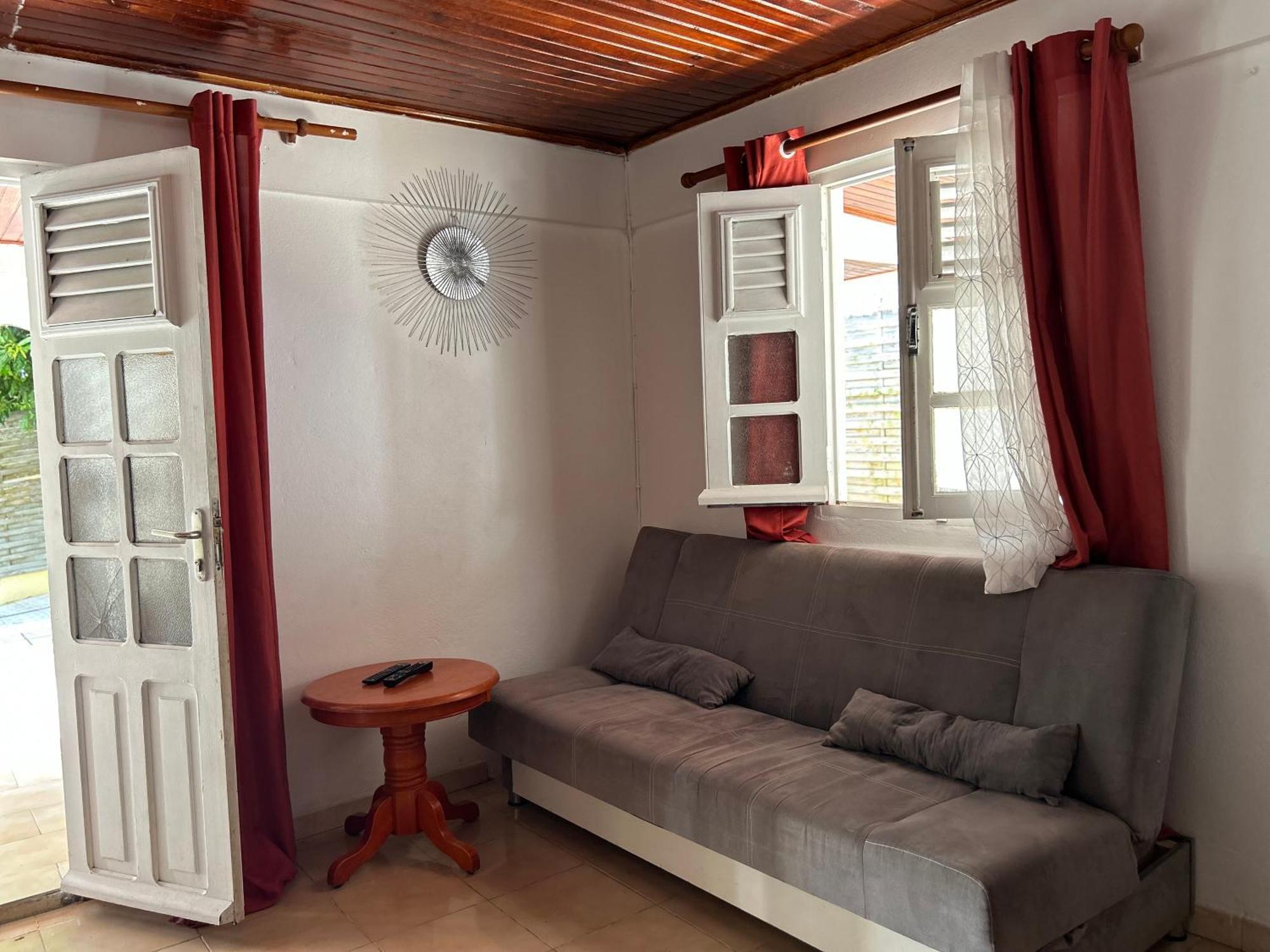 Villa A Louer A Sainte-Anne En Martinique Екстер'єр фото